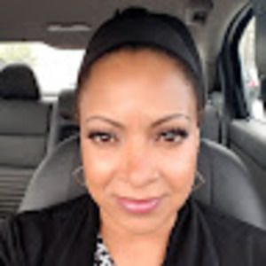 Meet your Posher, Paula